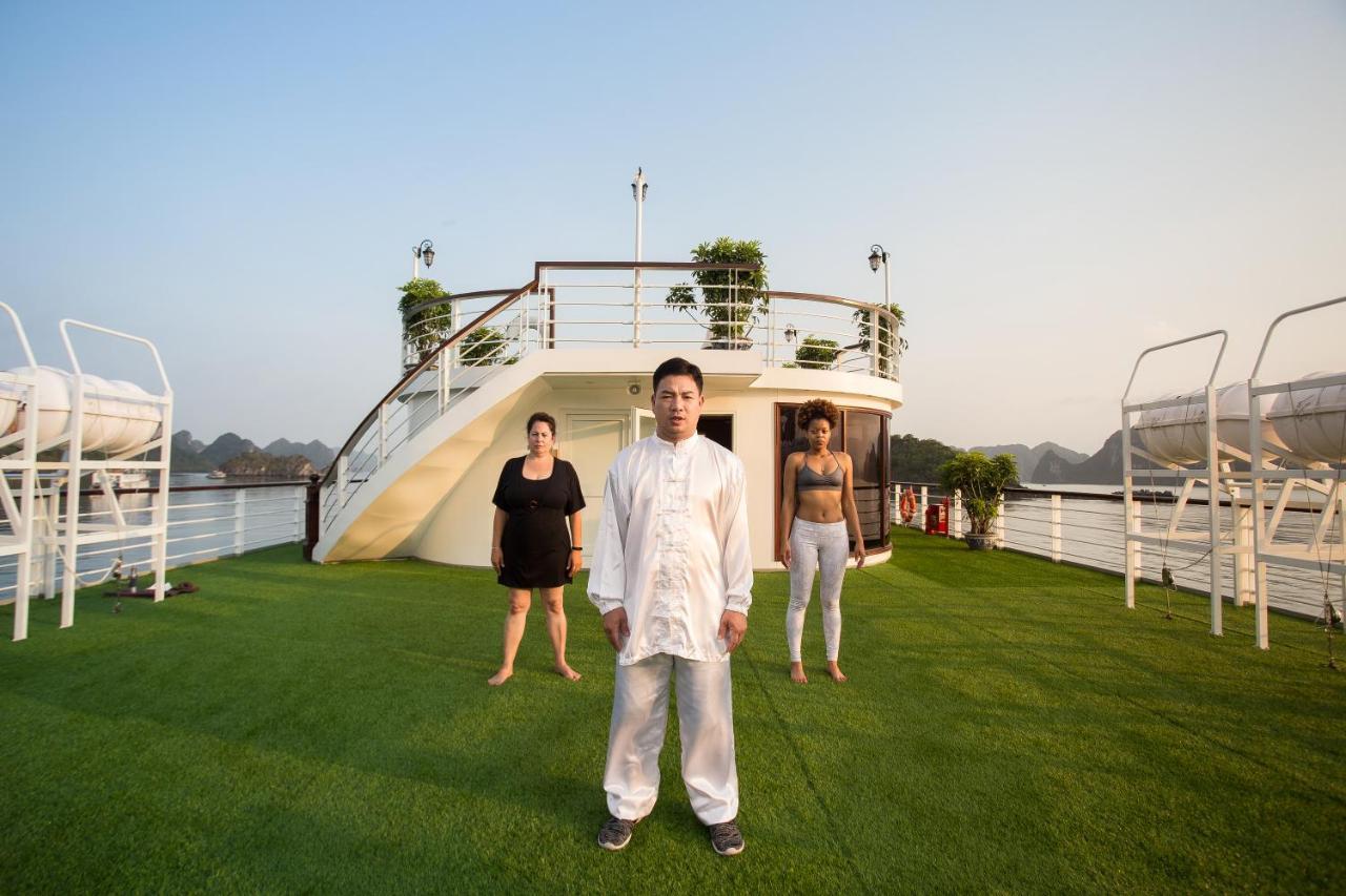 Mon Cheri Cruises Ha Long Exterior photo
