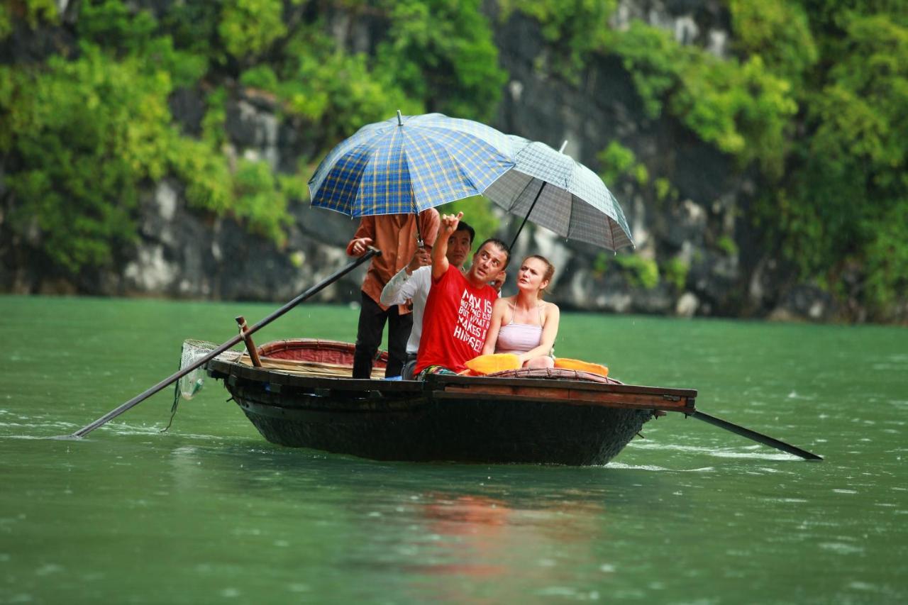 Mon Cheri Cruises Ha Long Exterior photo